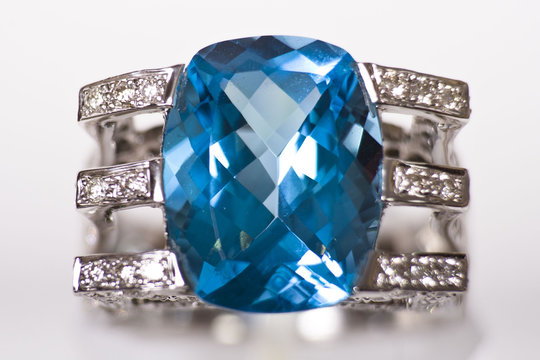 anillo azul