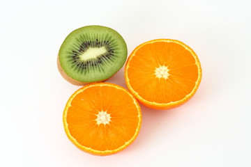 Kiwi y naranja