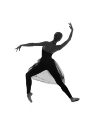 Fototapeta na wymiar Czarny i biały ślad młodej i pięknej tancerki baletowej