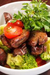 chicken liver with vegetables