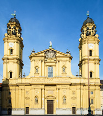 Fototapeta premium theatiner church in munich