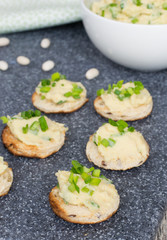 Pate from whire beans with orange juice