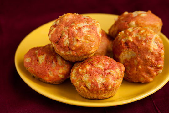 tomato muffins