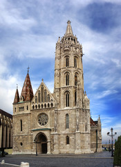 Fototapeta na wymiar Kościół Matyas w Halaszbastya, Budapeszt