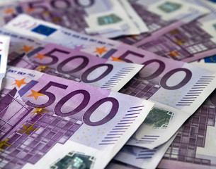 Many 500 Euro banknotes