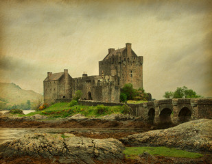 Fototapeta premium Eilean Donan castle on a cloudy day. Scotland, UK.