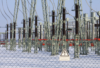umspannwerk transformer station substation elektrizitaet strom