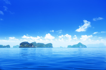 Fototapeta na wymiar wyspy na Morzu Andamańskim Tajlandii