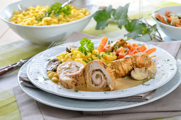 Geflügelrouladen mit Schinken