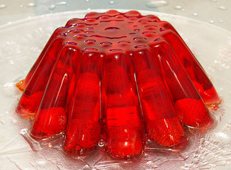 Strawberry jelly pudding