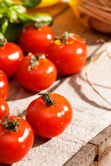 fresh cherry tomatoes