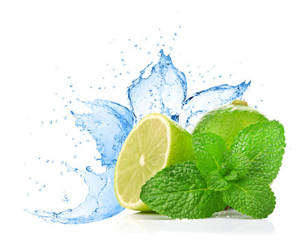 lime and mint on water splash