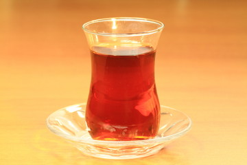 Fototapeta na wymiar Szkło tureckiej herbaty