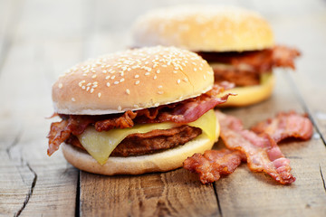 Käse, Bacon