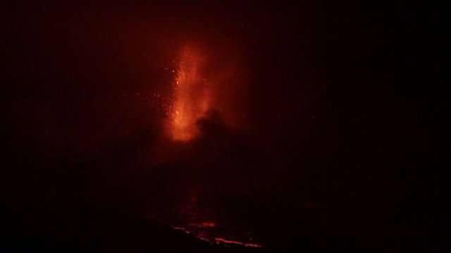 Etna eruption February 2013