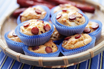 muffins with sausages