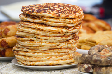 Pile  pancakes