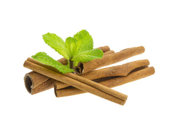 Cinnamon and fresh mint leaves