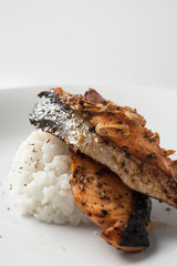 salmon grill with lemon sauce