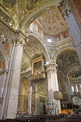 Fototapeta na wymiar Bergamo - Główne statek z katedry Santa Maria Maggiore