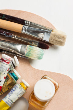 Oil paint accessories on palette