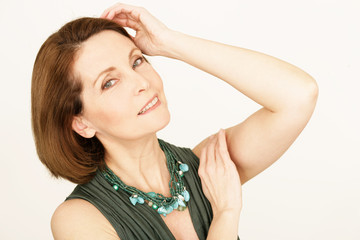 Naklejka premium attraktive Dame mit Kette