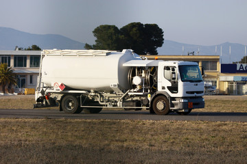 Camion TOTAL