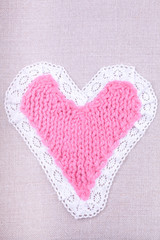 Knitted  pink retro heart