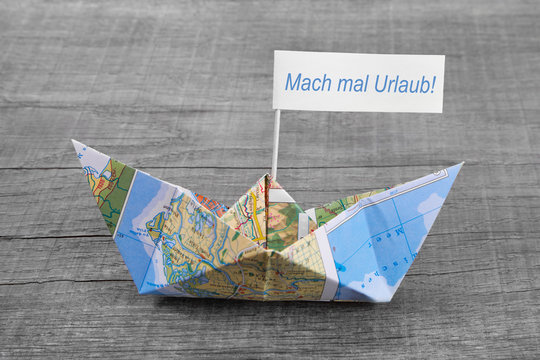 Fototapeta Mach mal Urlaub - Segelboot als maritime Deko