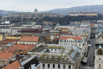 Fototapeta na wymiar Budapeszt od bazyliki Saint-Etienne