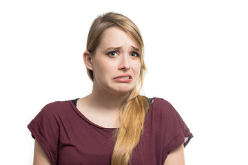 Junge Frau ist unzufrieden
