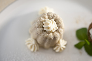 budino alla vaniglia con panna