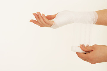 verletzte Hand