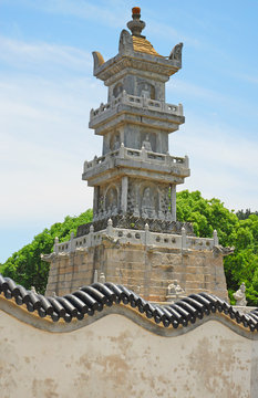 PutuoShan Buddhist Sanctuary Island, Puji temple Duo Bao pagoda