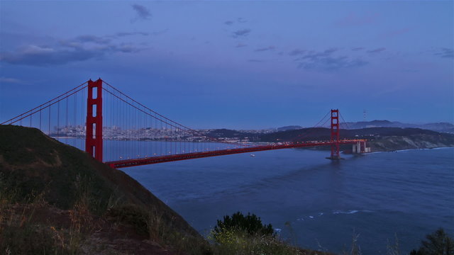 Golden Gate bridge at evening, time lapse