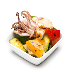 Meeresfrüchtesalat mit Tintenfisch