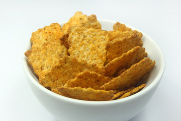 wholegrain crispy snacks in a bowl