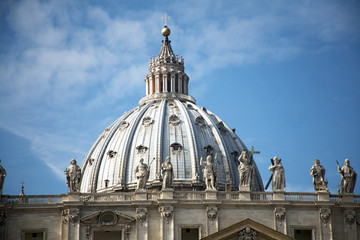Fototapeta na wymiar Kopuła Bazyliki Świętego Piotra, Rzym