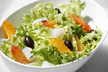 Salad with greens and vegetables