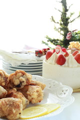 fried chicken and cake for christmas party food image