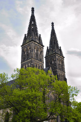 Fototapeta na wymiar Kościół św Piotra i Pawła w zamku w Wyszehradzie w Pradze