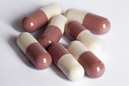 GELULES ROUGES ET BLANCHES