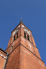 Fototapeta na wymiar Wieża zegarowa z Ansgar Kościoła, Kiel