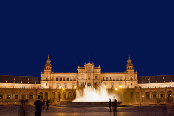 Obraz premium Plaza de Espana at Night in Seville