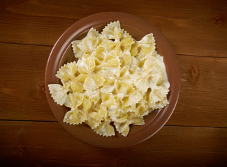 Farfalle pasta