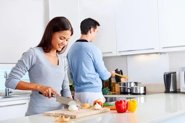 Selbstklebende Fototapete Kochen Koch für gesundes Essen