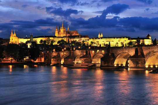 charles bridge-prague with hradschin