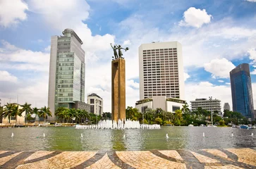 Sierkussen Welkom bij Monument en fontein, Jakarta, Indonesië. © Aleksandar Todorovic