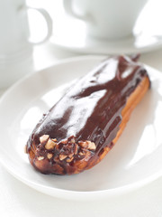 Chocolate cake (eclair)