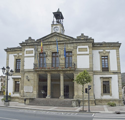 Fototapeta na wymiar Cangas de Onis City-hall in Spain
